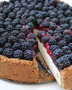 Творожный чизкейк с ежевикой