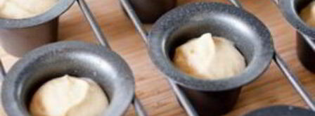 апельсиновые капкейки с грецкими орехами и сливочной глазурью. Шаг 2