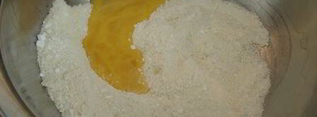 фисташковые капкейки с малиной. Шаг 4