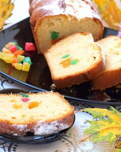 Йогуртовый кекс с цукатами