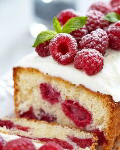 Кекс с малиной