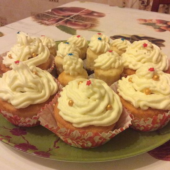 Рецепт кексики нежные с творожным кремом