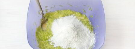 кексы из кабачков с колбасой. Шаг 9