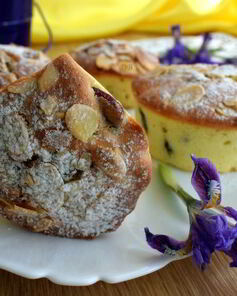 Пасхальные кексы с клюквой