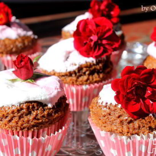 Рецепт шоколадные кексы с зефирной шапочкой