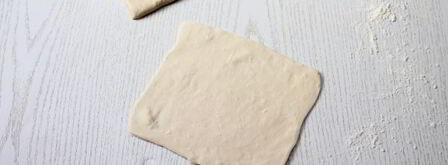 хачапури из слоеного теста. Шаг 7