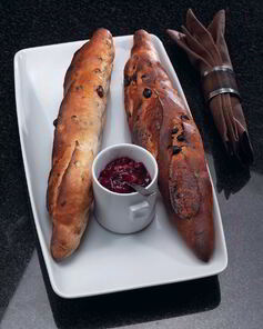 Багет с изюмом