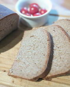 Цельнозерновой хлеб на закваске