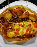 Конвертики со свининой и картофелем