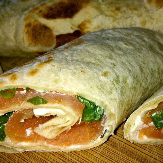 Рецепт лаваш с сыром и рыбой