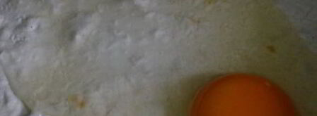 лаваш с яйцом и сыром. Шаг 2