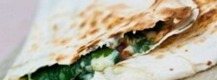 лаваш со шпинатом и сыром. Шаг 3