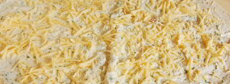 рыбка в лаваше с сыром, чесноком и зеленью. Шаг 5