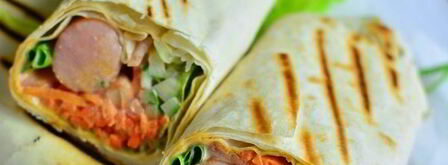 сосиска в лаваше с корейской морковкой. Шаг 9