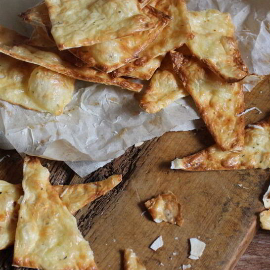 Рецепт сырные чипсы из лаваша