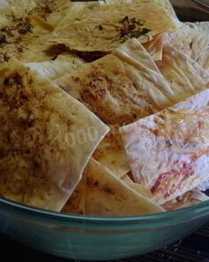 Вкусные чипсы из лаваша с чесноком