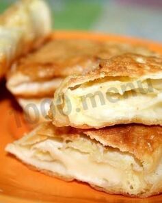 Жареный лаваш с сыром