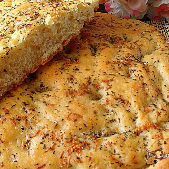 Рецепт фокачча с розмарином и чесноком