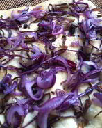 Фокачча с жареным луком