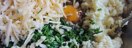 картофельно-творожные лепешки с зеленью. Шаг 2