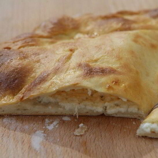 Рецепт лепешка с моцареллой, фетой и орегано