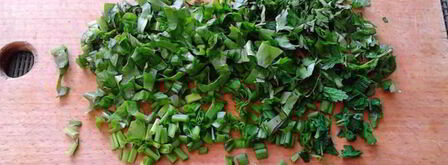 лепешки армянские с зеленью. Шаг 3