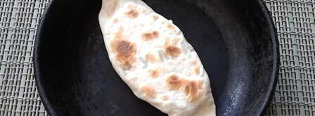 лепешки армянские с зеленью. Шаг 8