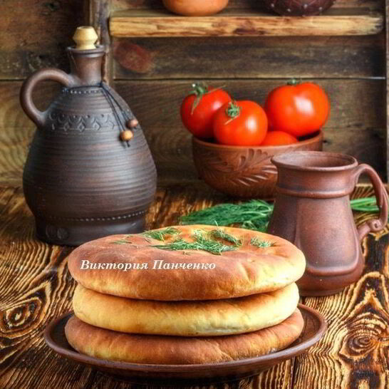 Рецепт лепешки с сыром, чесноком и зеленью