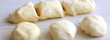 лепешки с творогом и зеленью на сковороде. Шаг 9