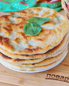 Лепешки со шпинатом и грибами