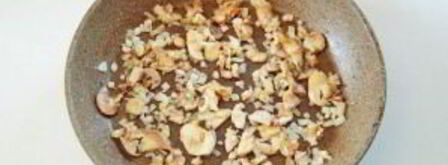 лепешки со шпинатом и грибами. Шаг 7