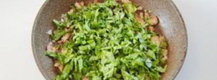 лепешки со шпинатом и грибами. Шаг 8