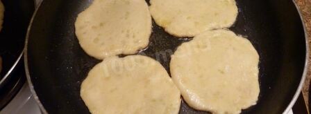 шведские картофельные лепешки на сковороде. Шаг 6