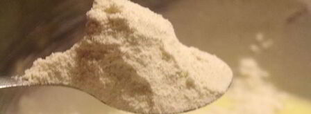 безглютеновые карамельные маффины со сливами. Шаг 2