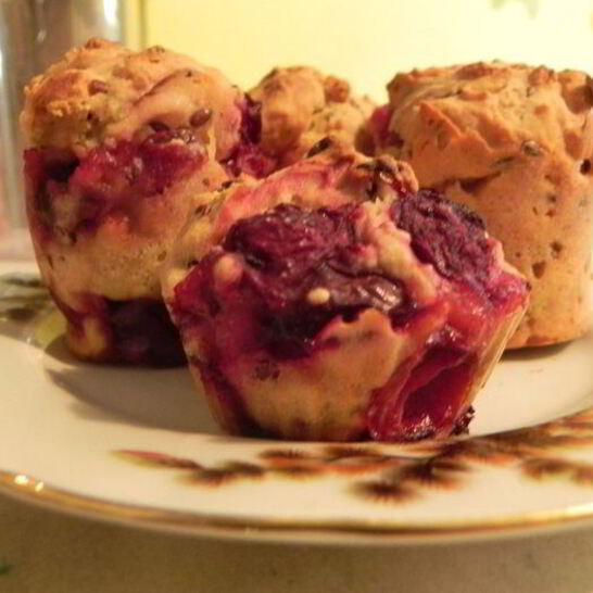 Рецепт кукурузные маффины с ягодами и кардамоном