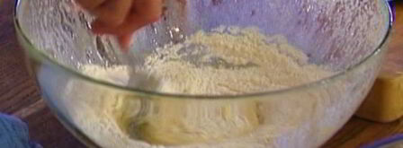 маффины с гречневыми хлопьями и вишней. Шаг 7