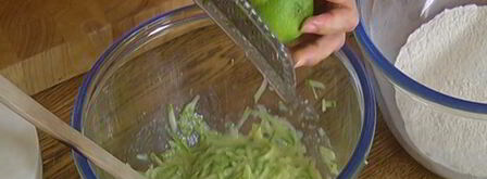 маффины с кабачком, кардамоном и лаймом. Шаг 7