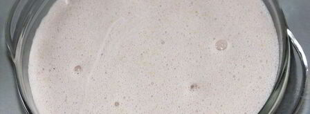 маффины с малиновым сиропом и красной смородиной. Шаг 2