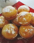 Манные маффины с курагой