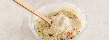 пикантные маффины с копченым лососем. Шаг 4