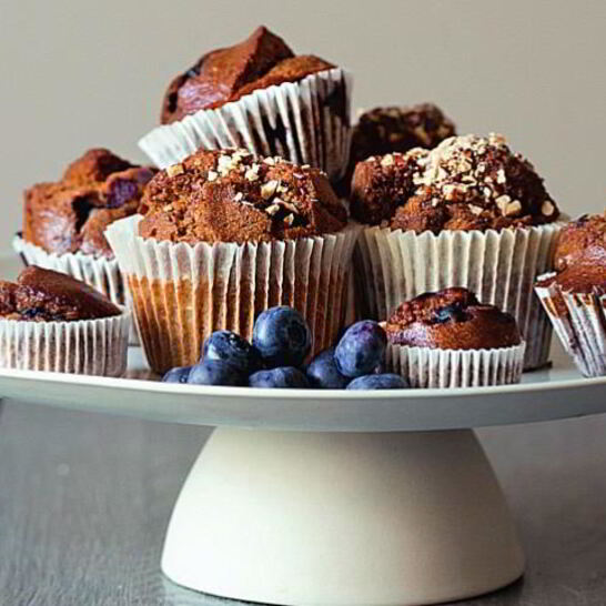 Рецепт постные маффины из полбы с бананами и черникой