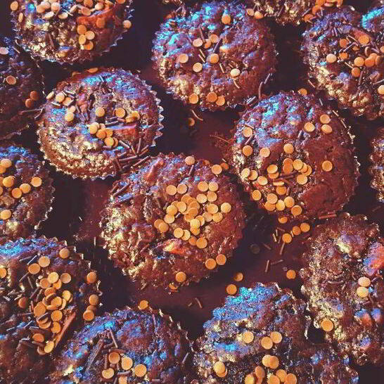 Рецепт шоколадные маффины с апельсином и грецкими орехами