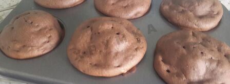 шоколадные маффины с какао и изюмом. Шаг 4