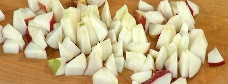 яблочные маффины на кефире с орехами и отрубями. Шаг 3