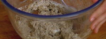 башенка из овсяных оладий, баклажана и феты. Шаг 3