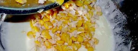 кукурузные оладьи с курицей. Шаг 18