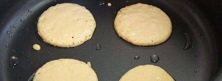 оладушки из квиноа и кукурузной муки без глютена. Шаг 11