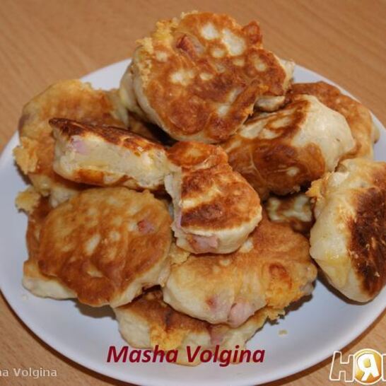 Рецепт оладушки с ветчиной и сыром