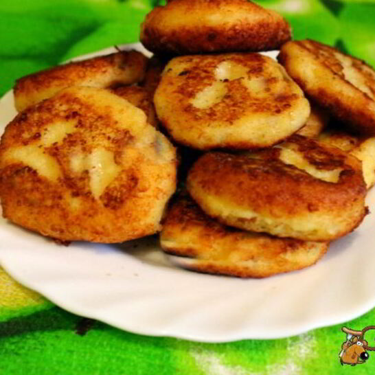 Рецепт оладьи из картофельного пюре с творогом