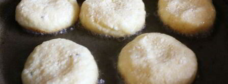 оладьи из картофельного пюре с творогом. Шаг 4